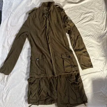 BLUM 카키 밀리터리 자켓 사이즈 2