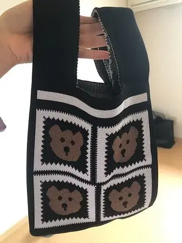 곰 디자인 니트 토트백