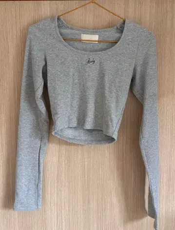 Rady 그레이 크롭 긴팔 T셔츠