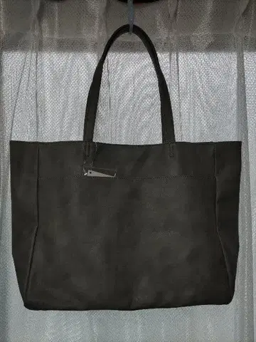 다크 그레이 합성 피혁 토트백