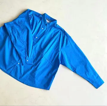 KHA:KI 와이드 스퀘어 오버 셔츠 블루 24SS