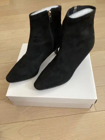 EVOL 스웨이드 부티 24.5