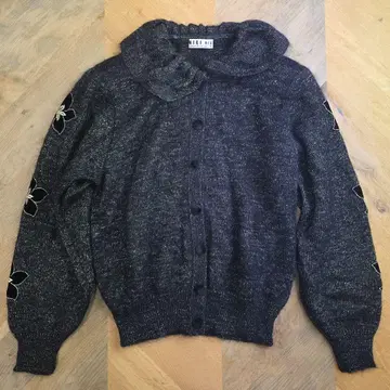 BIKI 프릴 옷깃 니트 가디건 46 새상품급 피코네 y44