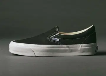[ 미사용에 가까움 ] VANS PREMIUM 슬립온 6.5(24.5)