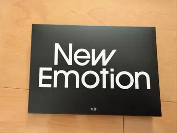 NiziU New Emotion CD 사인 포함 엽서 포함