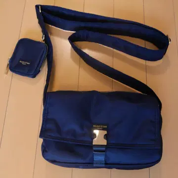 새상품급 SELENT ETHER 숄더백 MIGHTY21 네이비