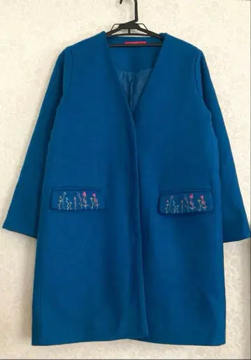 그라니프 꽃무늬 자수 코트 블루 계열 울 혼방 프리