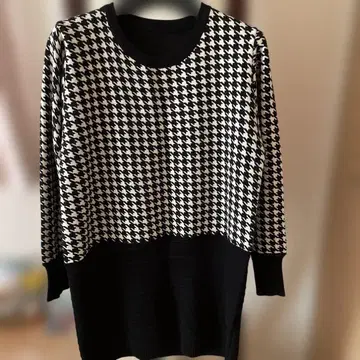 하운드 투스 패턴 니트 원피스