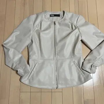 ZARA 노카라 자켓 L 크림