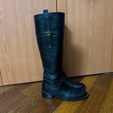 블랙 가죽 롱 부츠 사이드 지퍼 부착 새상품급