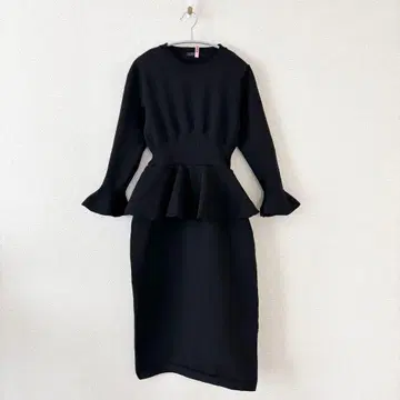 새상품급 바니스뉴욕 페플럼 니트 원피스 드레스 블랙
