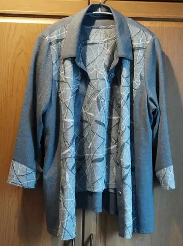 레이어드 그레이 저지 소재 셔츠 & 5부 소매 T셔츠 L 사이즈