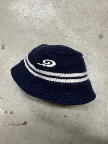 90s piko 피코 버킷햇 y2k 자수 네이비 원포인트 니트 모자