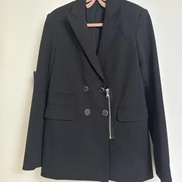 블랙 더블 브레스트 테일러드 자켓