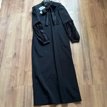 새상품 resil 정가 3만 5000엔 롱 원피스 블랙 스콧 클럽