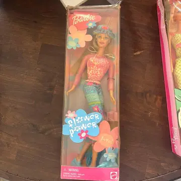 Barbie Flower Power 인형 본체