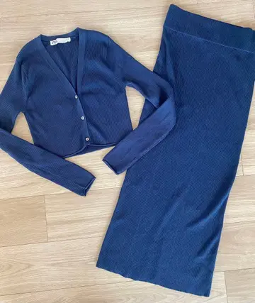 ZARA 네이비 리브 셋업