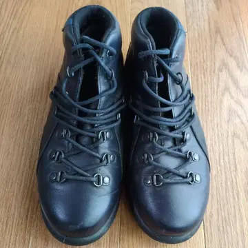 TIMAI 네이비 하이컷 부츠