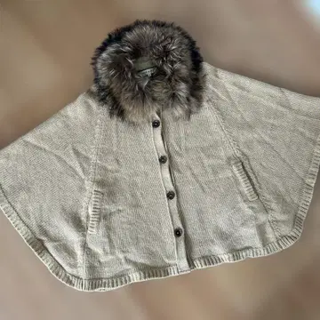 [ 새상품급 ] LOUNIE 니트 판초 케이프 퍼 카라 부착