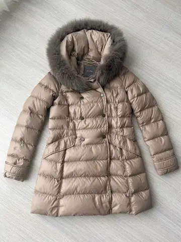 DUVETICA 베이지 다운 자켓 40