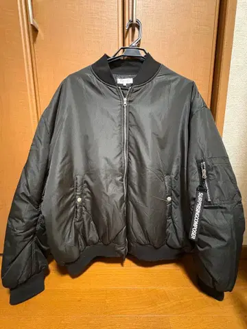 MA-1 스타일 블랙 자켓