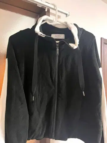 Nergy 스웨이드풍 후드티