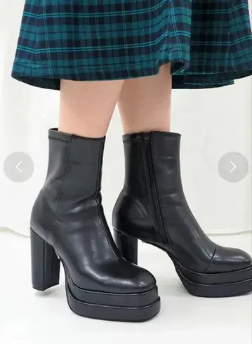 by 키다리 아저씨 부츠