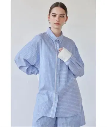 Striped Oversized Shirt / 스트라이프 오버 셔츠