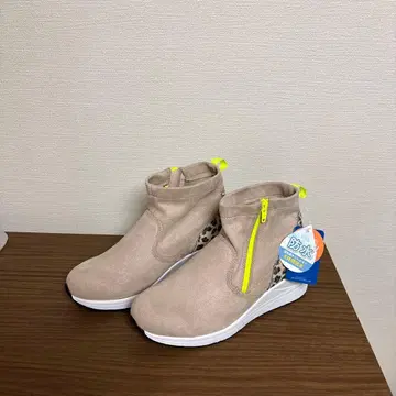 레오파드 무늬 사이드 베이지 부츠 택 포함 미사용 새상품