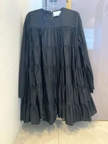 Merlette 블랙 티어드 드레스 긴팔