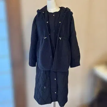 Jena 후드 부착 플리스 베스트, 퀼팅 자켓 블랙