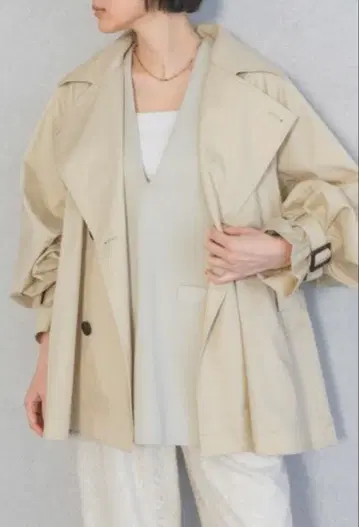 A part by 캔디 슬리브 숏 트렌치코트