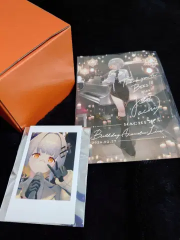 HACHI BIRTHDAY 2024 오르골 폴라로이드 카드