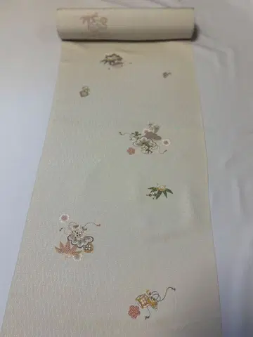 [ 새상품 ] 기모노 옷감 코몬 라이트 베이지 보물 모음