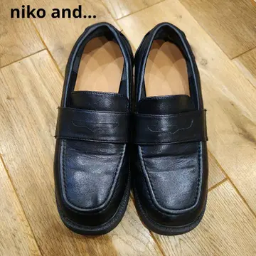 니코앤드 통굽 로퍼 (23cm 정도) 블랙