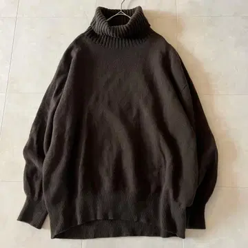 Spick&Span 캐시미어 울 터틀넥 니트 브라운