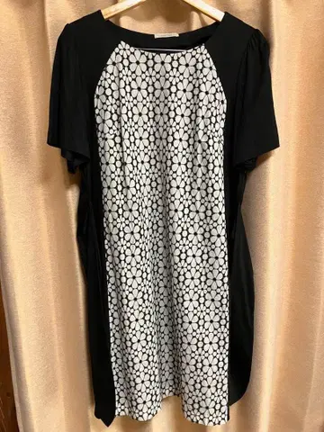 Rose Tiara 반팔 무릎 기장 원피스 블랙 46