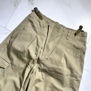 DOUBLE NAME 코튼 팬츠 베이지 와이드 실루엣