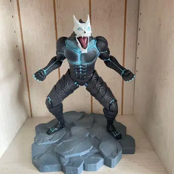 괴수 8호 피규어 괴수화 카프카 Ver. (받침대 포함)