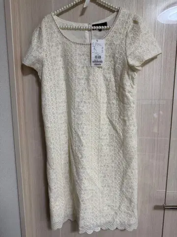 아이보리 레이스 반팔 원피스 42