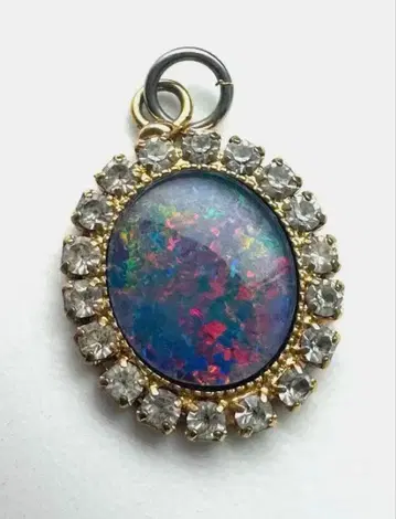 오팔 & 크리스탈 펜던트 탑 / 빈티지