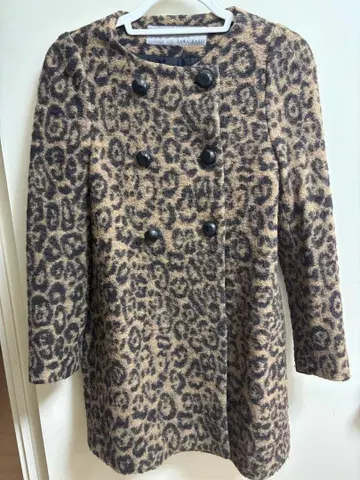 레오파드 무늬 더블 브레스트 롱 코트