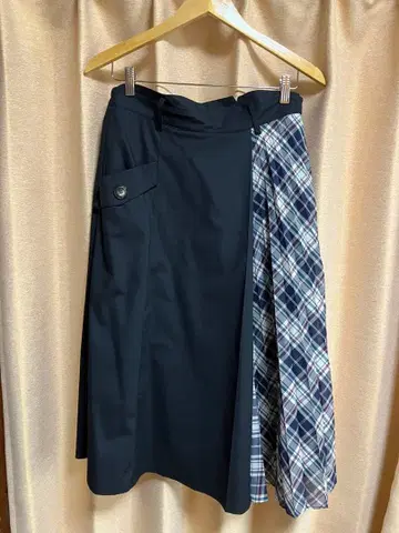 Rose Tiara 플리츠 스커트 42