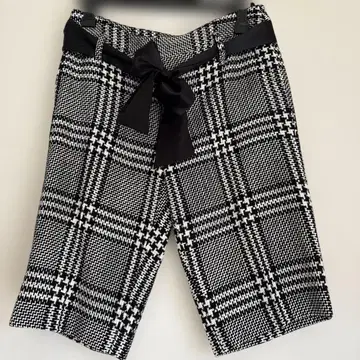 LAISSE PASSE 체크 무늬 하프 팬츠