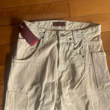 존불 화이트 스트레이트 데님 미사용 택 포함