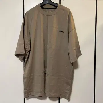 R.M.B.C. 베이지 오버 사이즈 티셔츠