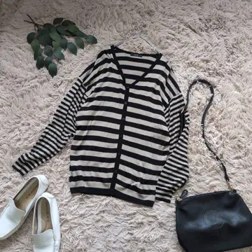 5957 컴시즘 니트 가디건 [ F ] 블랙/베이지 V넥 보더