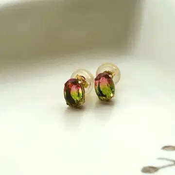 [ cui-cui ] K10 YG 그라데이션 크리스탈 오벌 귀걸이