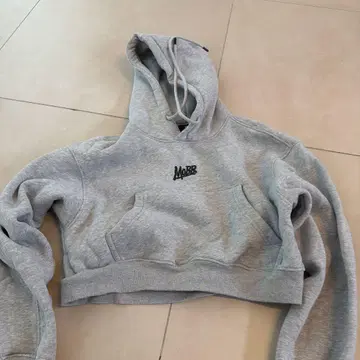 MOBB 크롭 그레이 후드티