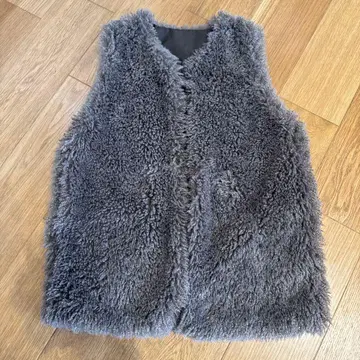 어반 리서치 모카 퍼 베스트